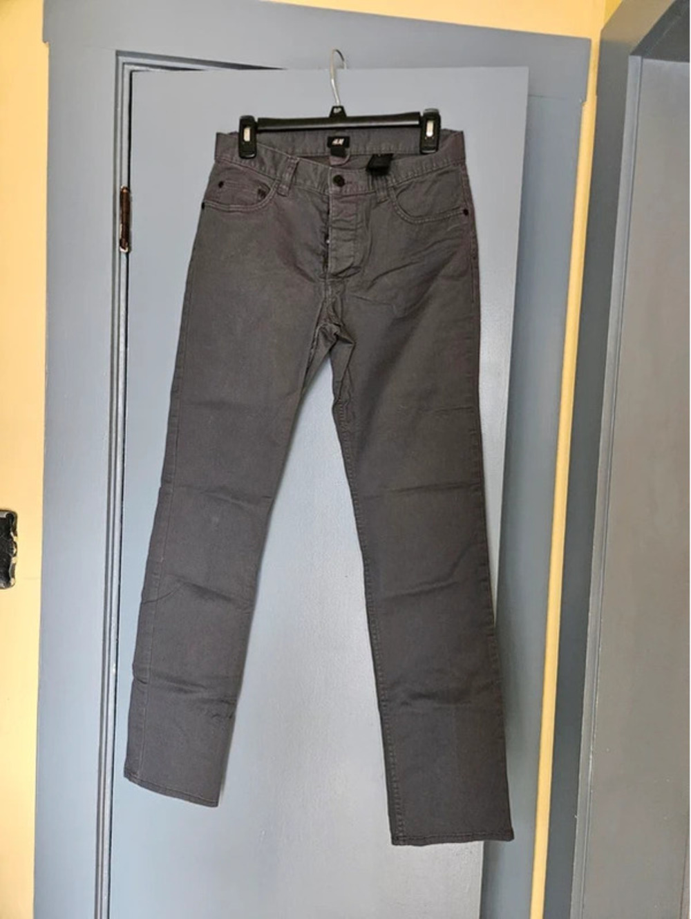 H&M Men's Gray Slim Fit Button Fly Jeans Size 30x30 Stretch 5 Pocket Pants